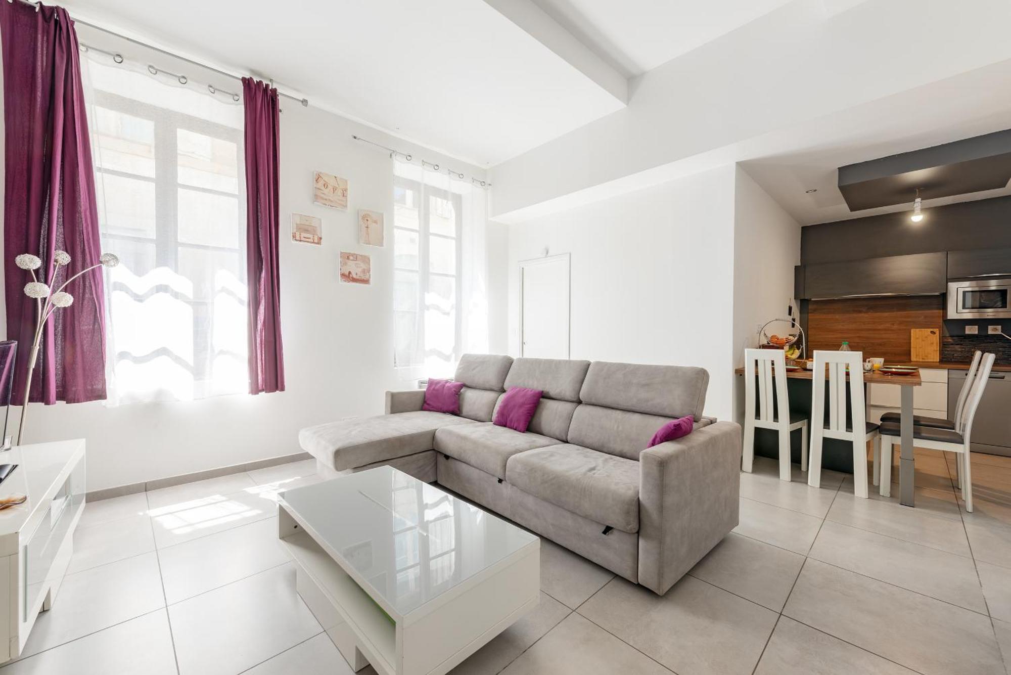 Apparemment Spacieux En Centre De Carcassonne Exteriér fotografie